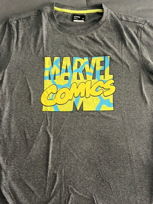 T-shirt Sinsay Marvel Comics gray like new