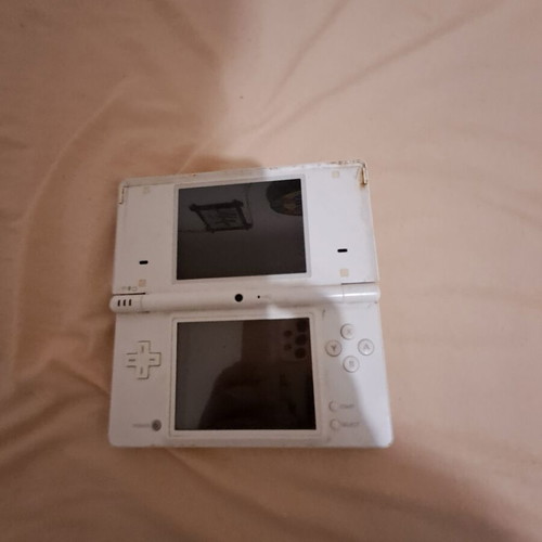 Nintendo DS broken from 2008, used