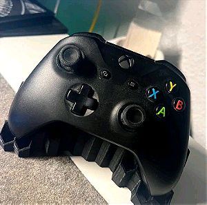XBOX Controller stand
