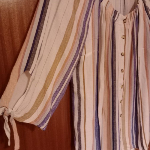 Women's striped blouse-shirt like new, small size with comfortable fit