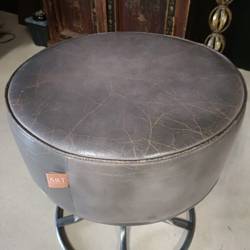 Art Sensation grey leather pouf with metal base