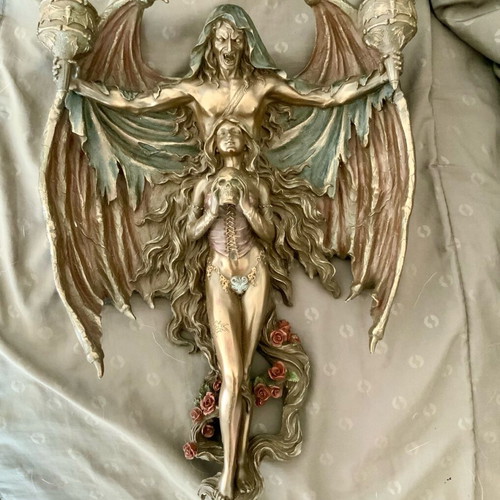 Large Original Veronese 2007 wall candle holder like new, gothic design
