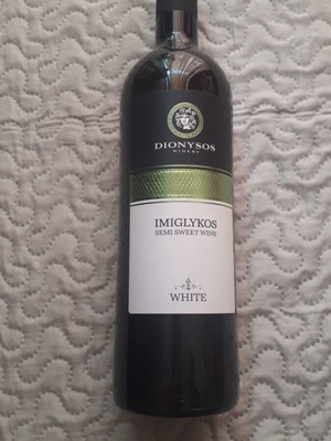 Semi Sweet White Wine new