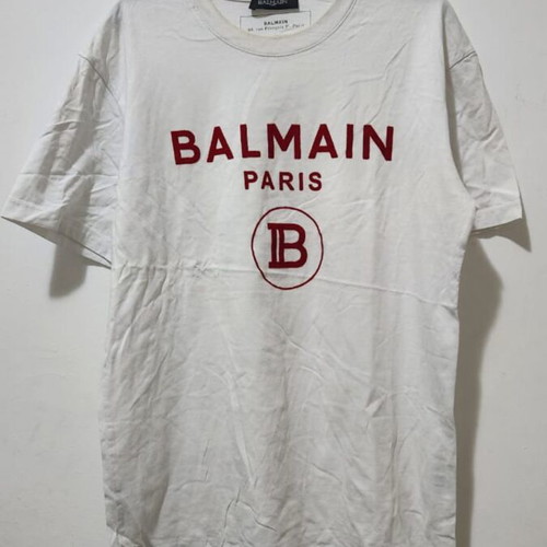 Balmain Paris T shirt for men like new, size XL