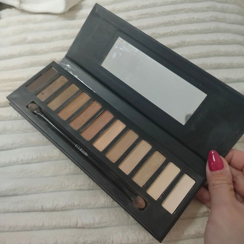 Brownie Artdeco eyeshadow palette like new