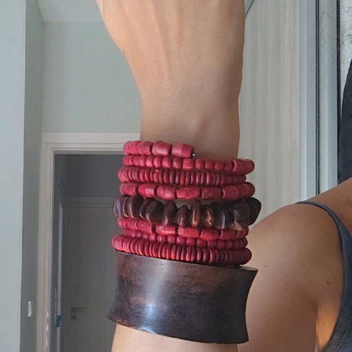 Wooden bracelet set like new with red and brown beads