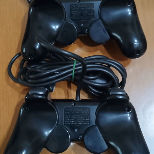 Sony DualShock 2 transparent black controllers, pack of 2