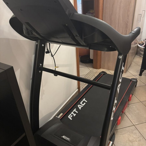 Electric Folding Treadmill like new with 15 Incline Levels and Shock Absorption