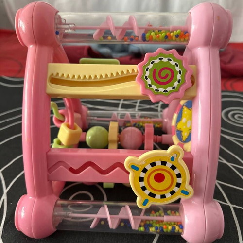 Baby Activity Cube like new, pink sensory toy