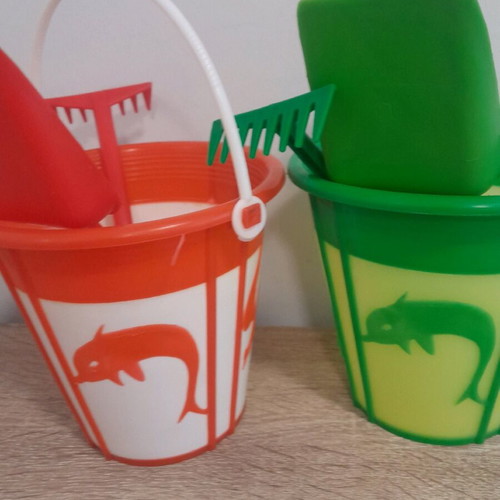 Panigiriotika plastic beach buckets new
