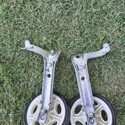 Bicycle training wheels 16" - 24" adjustable height