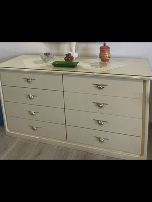 Ivory dresser with 8 drawers