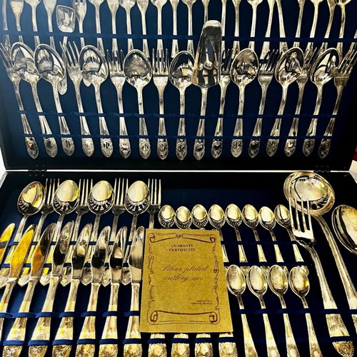 Vintage Italian cutlery set complete with case