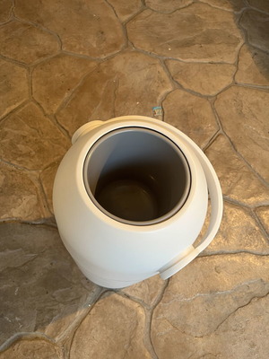 Chicco diaper disposal bin