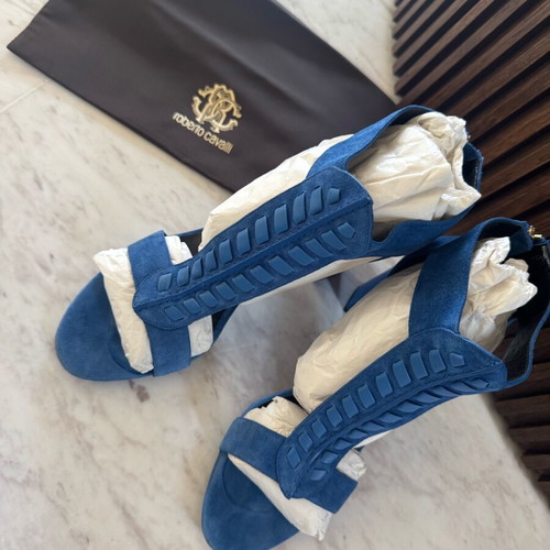 Roberto Cavalli blue suede sandal like new, 7.5cm heel size 40