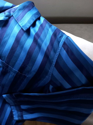 Derek Rose men's pyjama top like new, blue, made in England