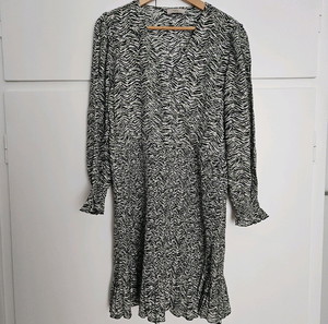 Milla φόρεμα Medium