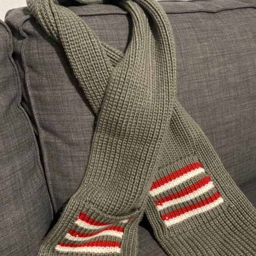 Doca scarf with pockets khaki like new