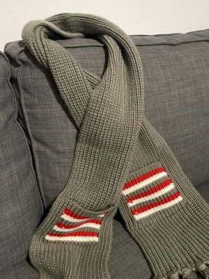Doca scarf with pockets khaki like new