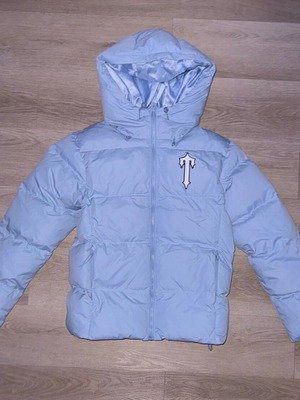 TrapStar Puffer Jacket like new, size M, turquoise