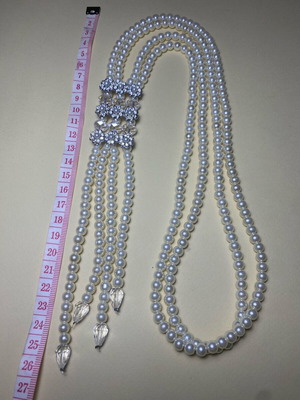 Necklace with pearl beads like new