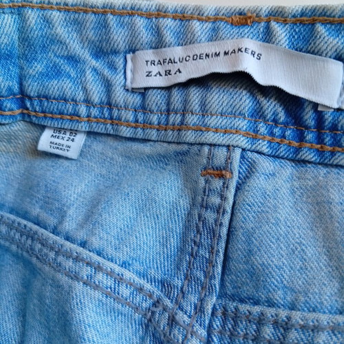 Trafaluk Zara Jean Shorts like new, faded with rips