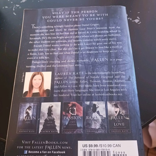 Fallen by Lauren Kate like new, English