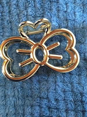 Hair clip gold color new