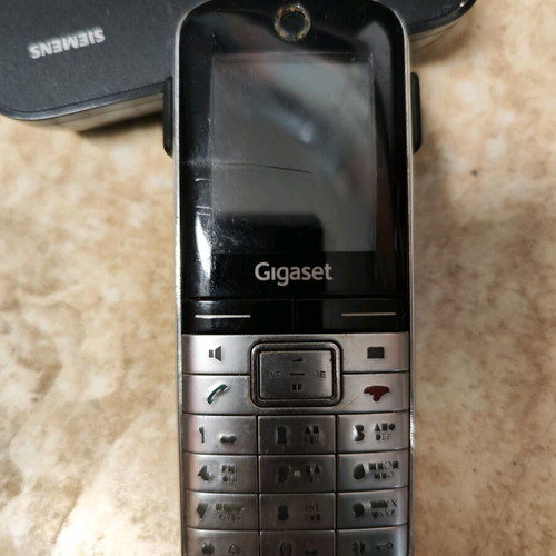 Gigaset LS400 cordless phone like new without charging base
