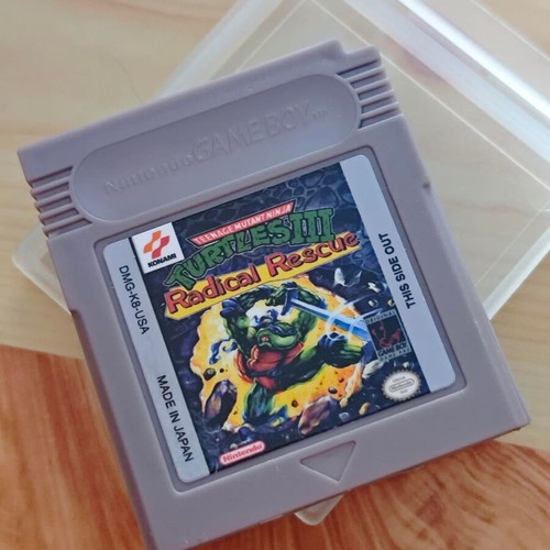 Teenage Mutant Ninja Turtles III Radical Rescue Game Boy cartridge like new