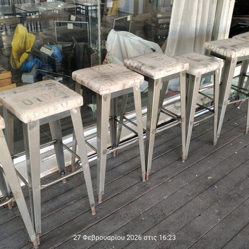 Metal stools, set of 4