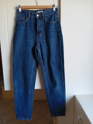 Pull & Bear high-waisted jeans like new, classic blue