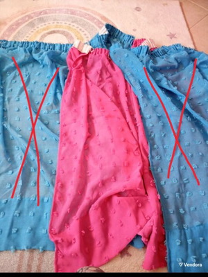 Window curtain semi-transparent with decorative pattern, like new