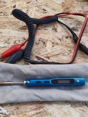 Miniware TS100 wireless soldering iron like new with OLED display