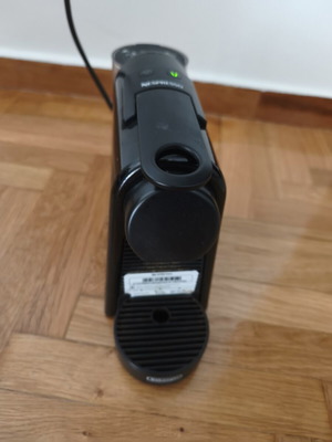 Delonghi Nespresso EN85.B Essenza Mini μαύρη καφετιέρα μεταχειρισμένη