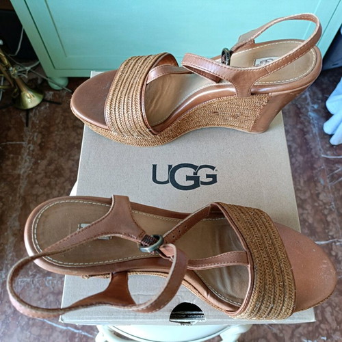 Ugg platform shoes used, size 39, beige