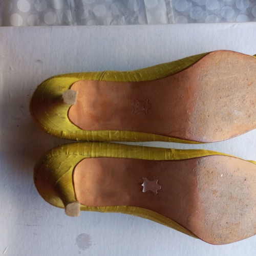 Vintage handmade yellow heels by Kehagiopoulos like new, size 39