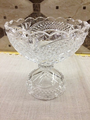 Crystal bowl with designs