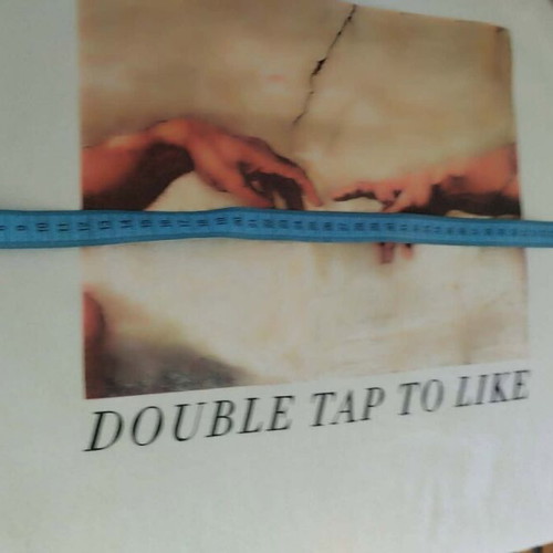 Pull & Bear T-shirt Large with Double Tap to Like print, like new
