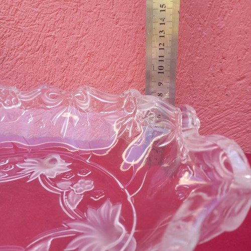 Crystal fruit bowl
