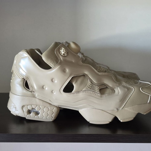 Reebok InstaPump Fury 94 new, sport shoes size 43