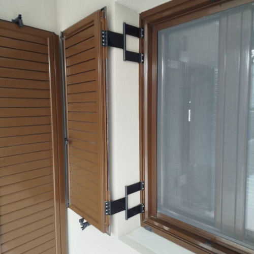 Aluminum windows like new with double glazing and screens, set of 2