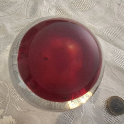 Glass paperweight decorative with red bubbles like new