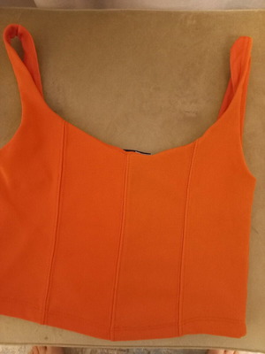 Stradivarius top orange like new, size XS