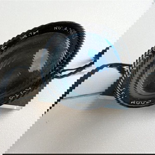 Αναλογική φωτογραφική μηχανή Canon AV-1 μεταχειρισμένη με φακό