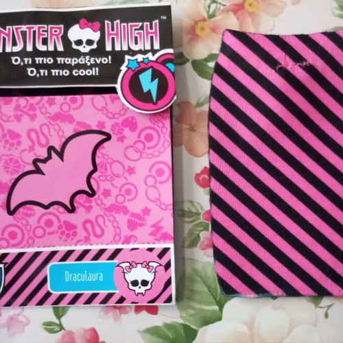 Monster High fabric cases by Mattel like new, 12 pieces
