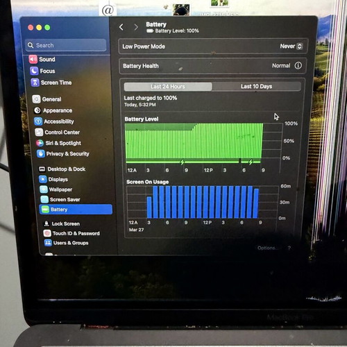 MacBook Pro M1 13’ 8GB RAM 256 SSD used with broken screen and dents