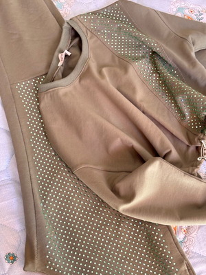 Women’s set tracksuit like new, green, size small with mirror details