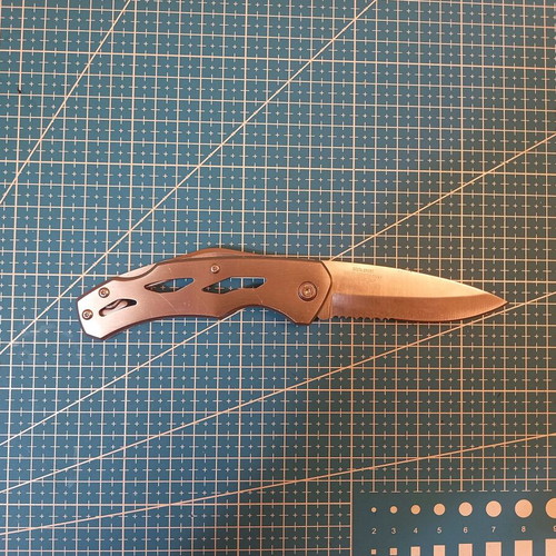 Crivit folding knife with belt sheath, like new