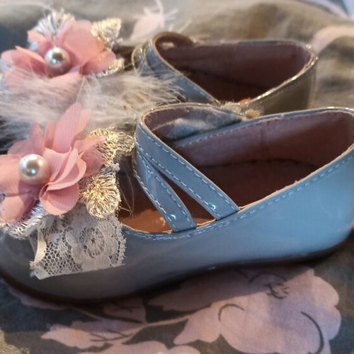 Doremi baptism baby shoes size 20 like new